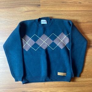 Taylor Swift women’s small plaid navy argyle blue sweater